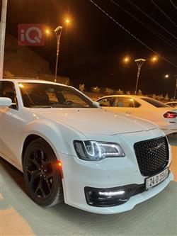 كرايسلر 300